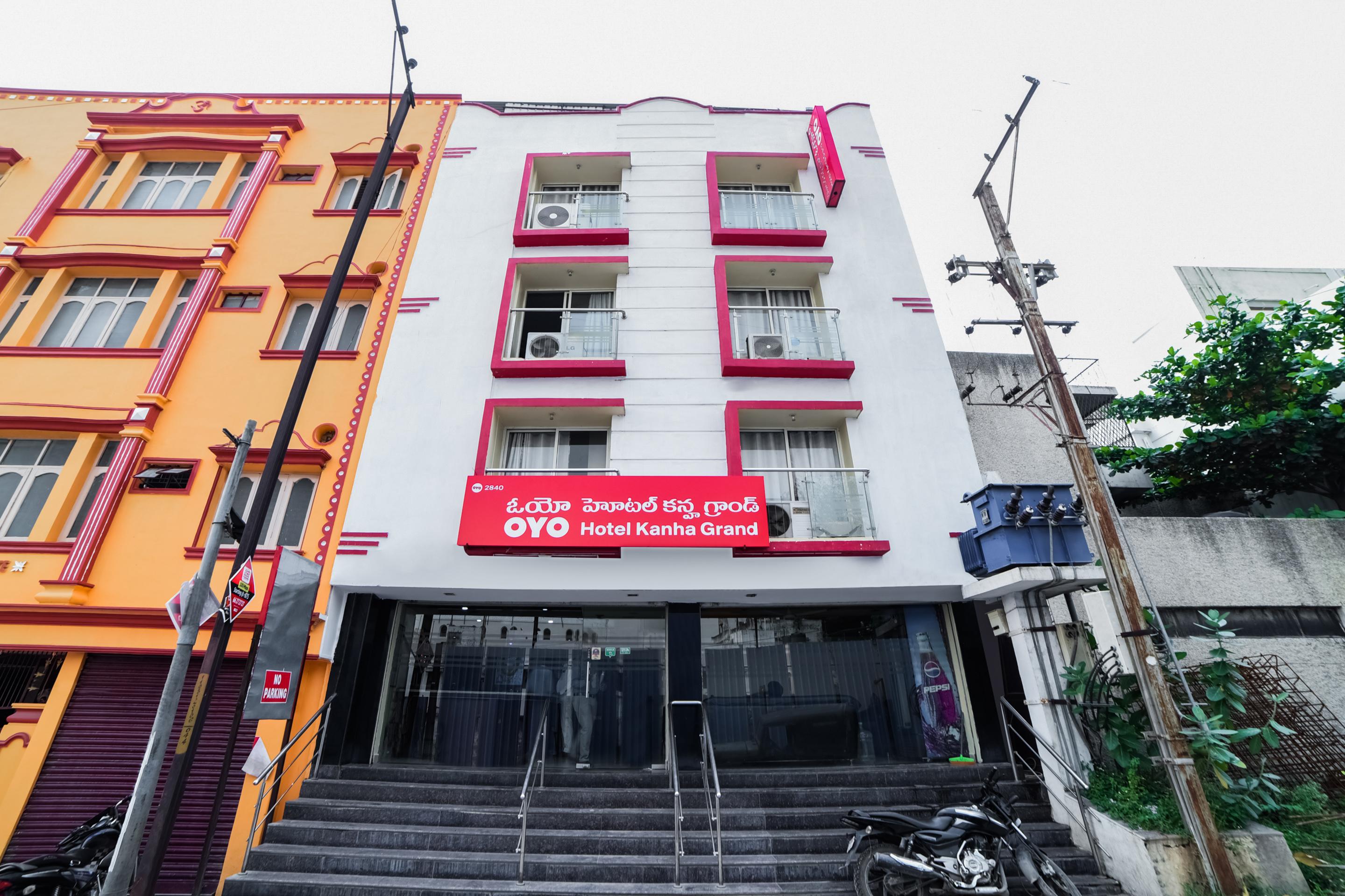 Oyo 2840 Kanha Grand Haidarábád Kültér fotó
